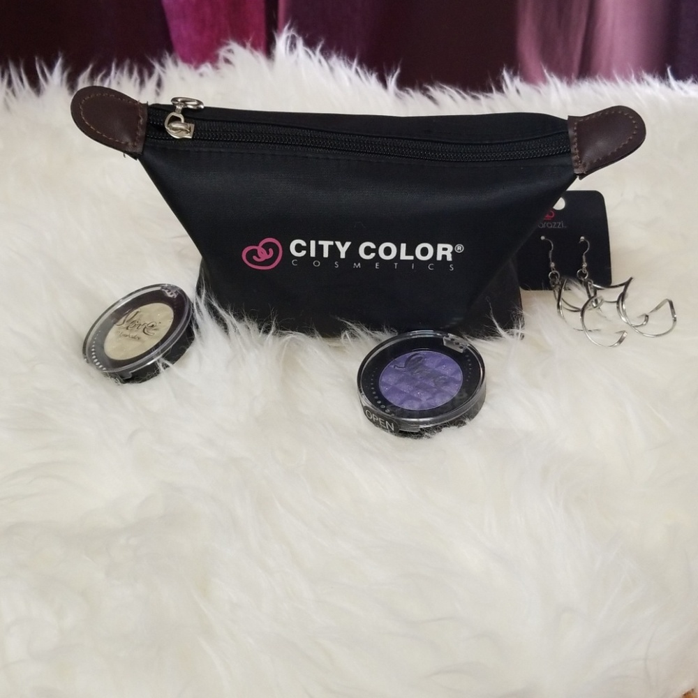 City Color cosmetic purse